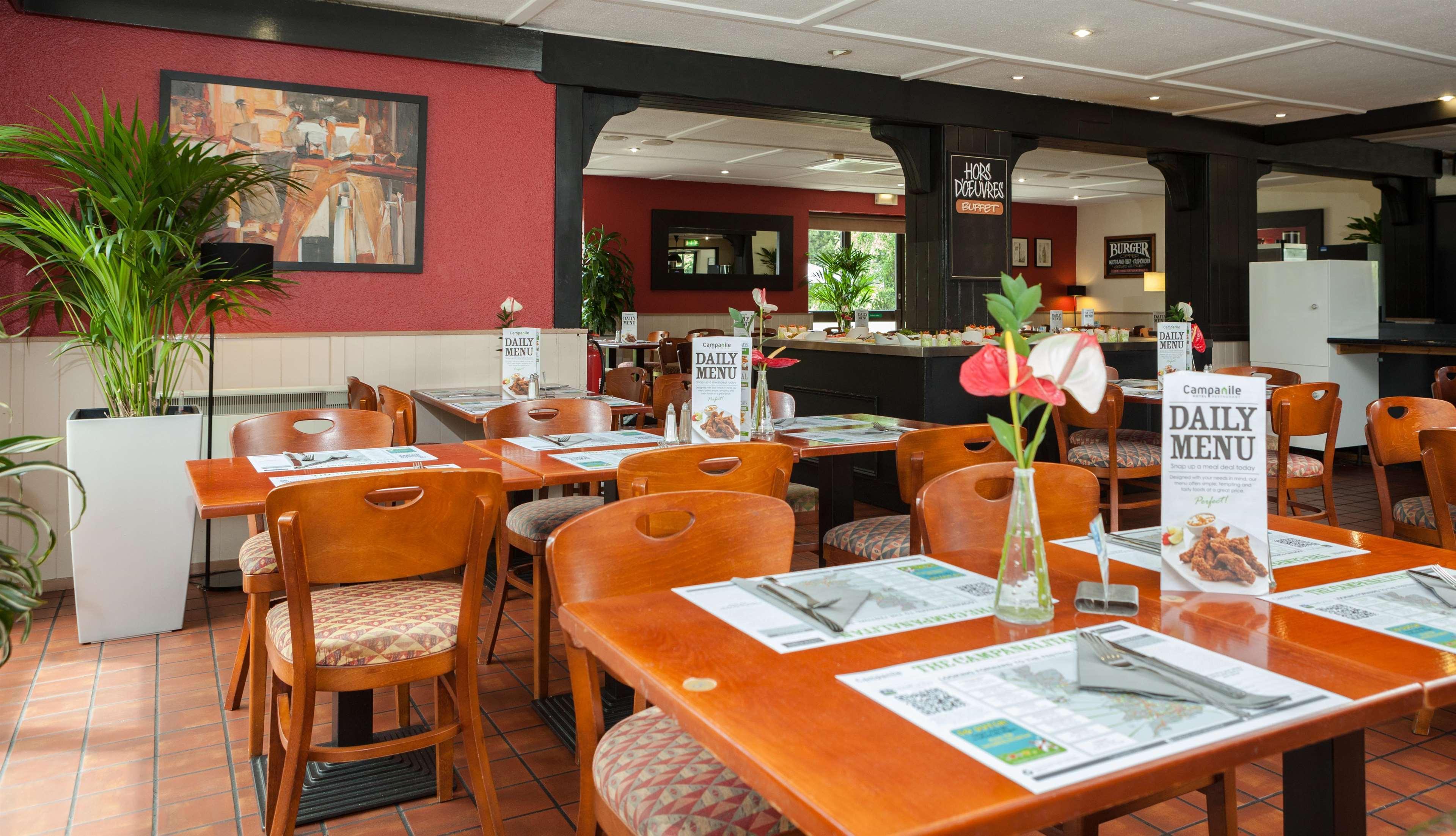 Campanile Hotel Dartford Bagian luar foto